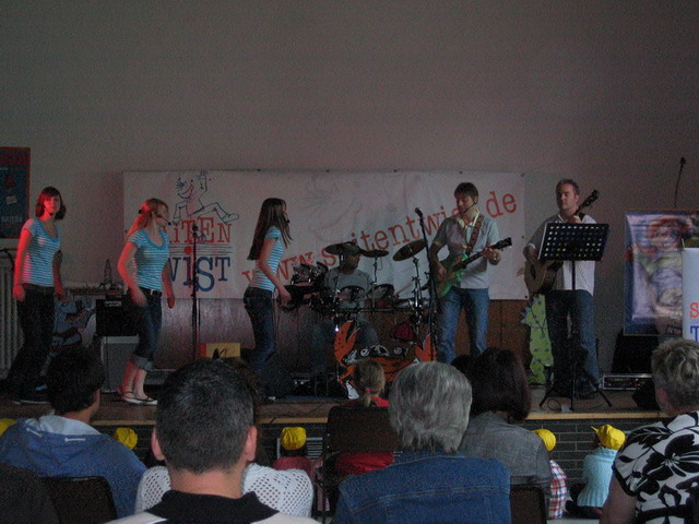 gal/2008/2008 Saitentwist Gemeindesaal 25 Mai Mirjamhaus/2008 Saitentwist Gemeindesaal 25.Mai. Mirjamhausi. 076 (3).jpg